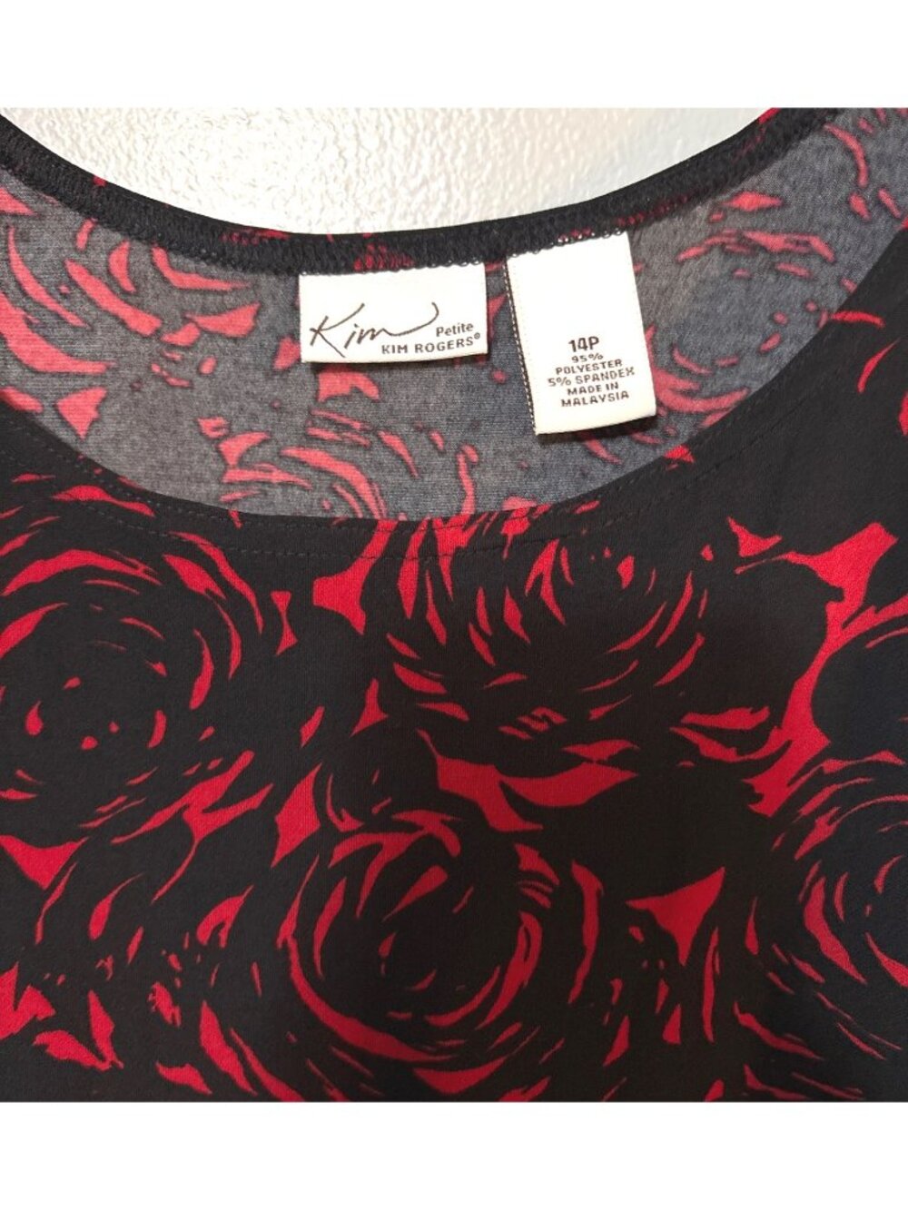 Kim Rogers Petite Red & Black Floral Tank Top 10P Stretch Polyester whimsygoth - Picture 2 of 6